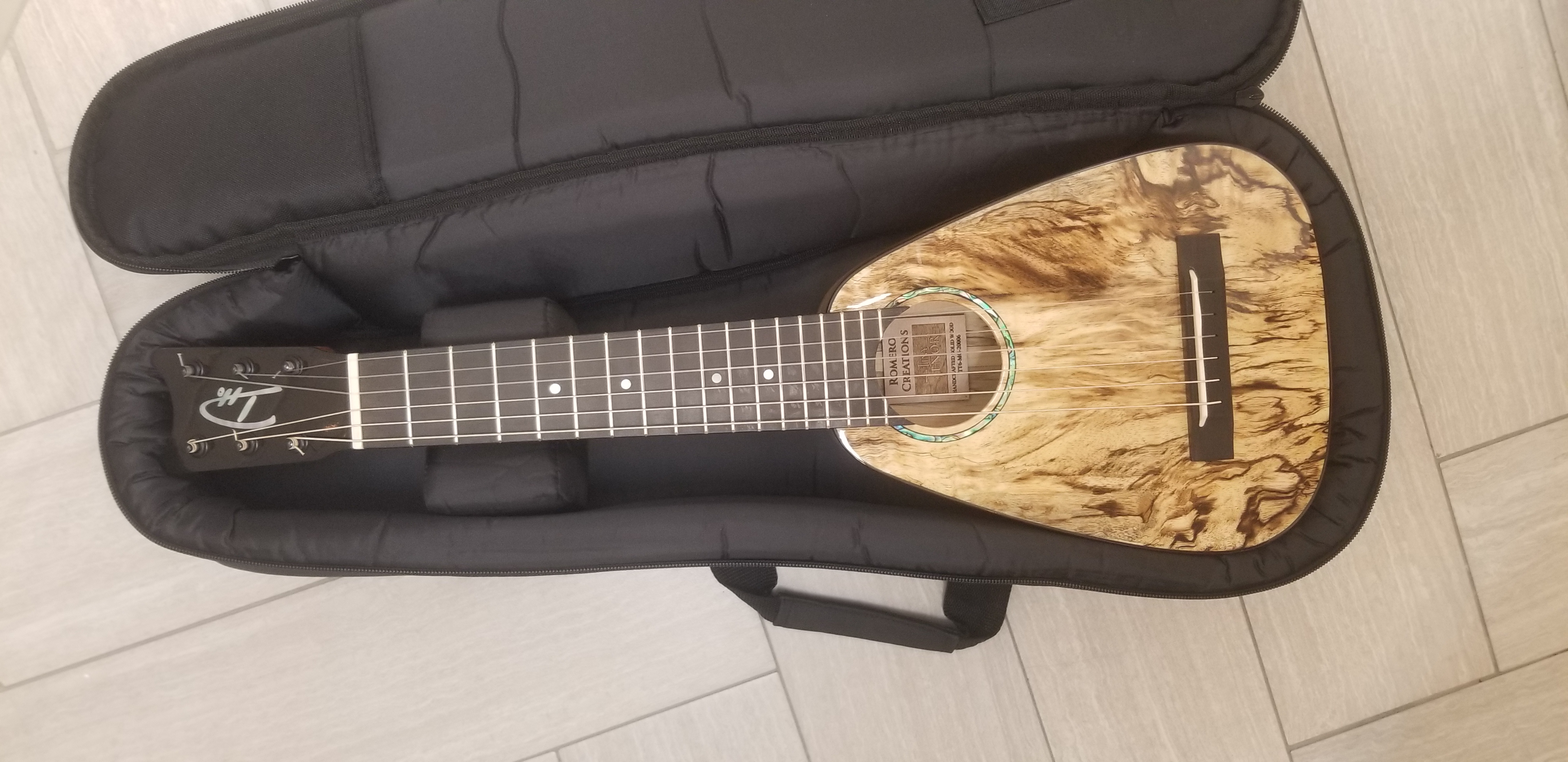 Tiny Tenor 6-String Mango Ukulele Preowned 'B'