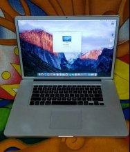 Apple Macbook Pro 15'' i7 2.2GHZ 8GB RAM 500GB Super Drive. 2011